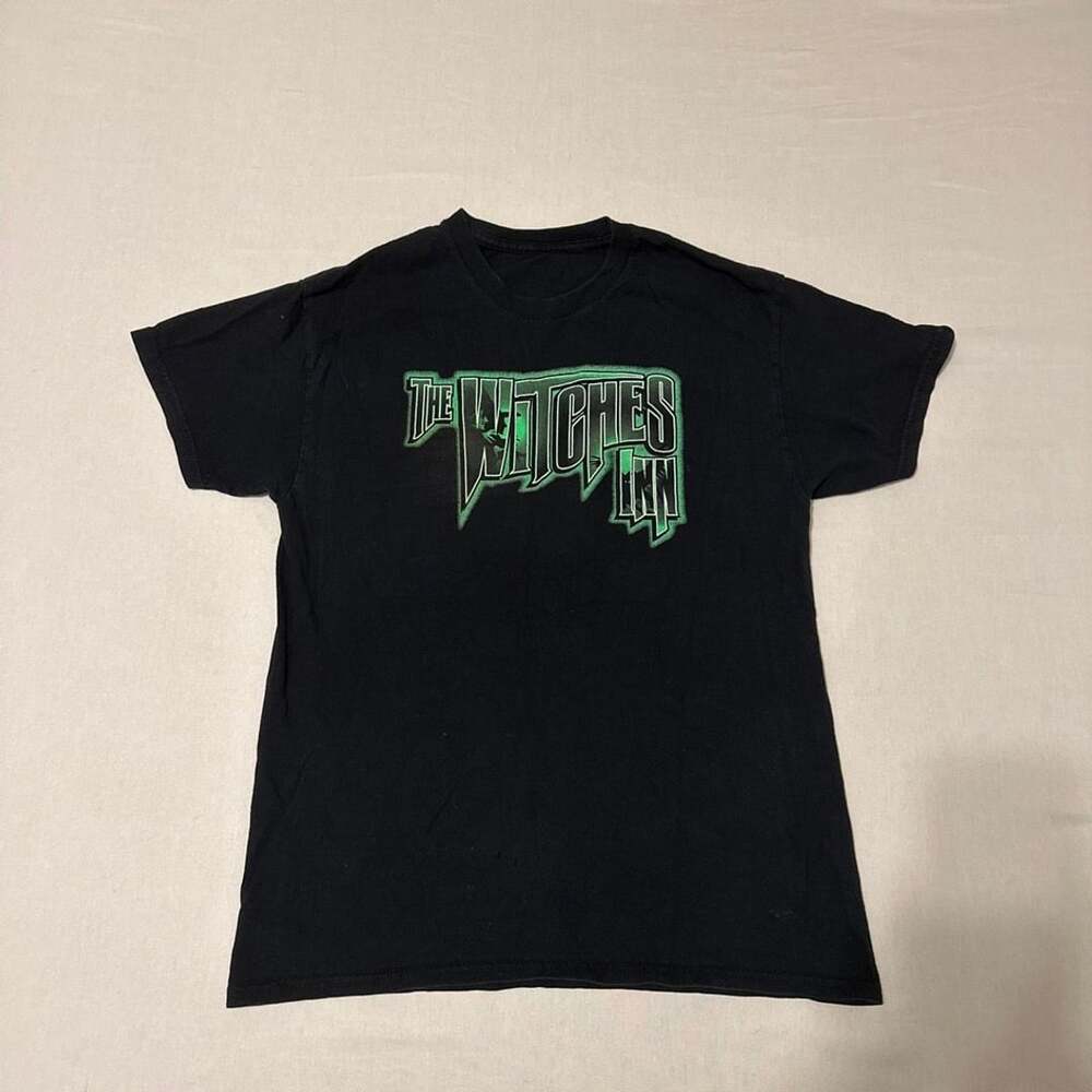Big Rig Tees 2000s Witch Inn Truck T-Shirt Size S